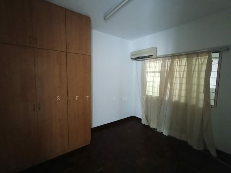 Apartment for Sale at Anjung Hijau (Greenfields) - Siet Lim Teh - PropertyGuru.com.my