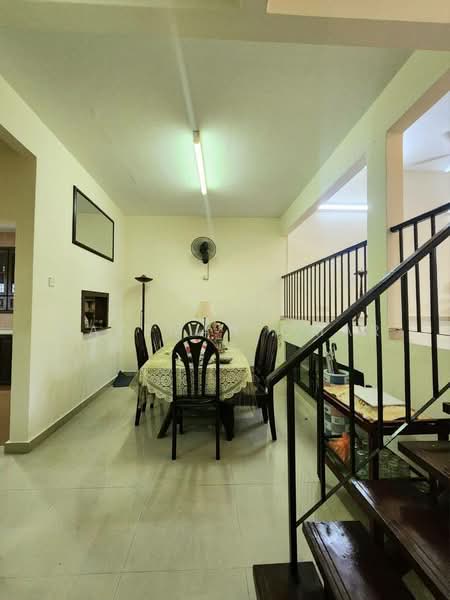2-storey Terraced House for Sale in Kampung Tunku (Petaling Jaya) - Hazeman Omar - Dining Room - PropertyGuru.com.my