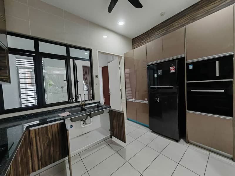 Semi-Detached House for Rent in 16 Sierra (Puchong) - Alan Chan - Kitchen - PropertyGuru.com.my