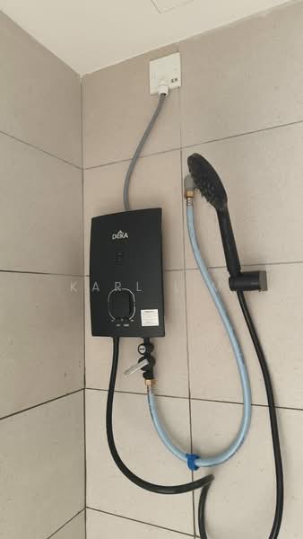 Service Residence for Rent at Vista Tiara (MBW Bay) - Karl Lim - Bathroom - PropertyGuru.com.my