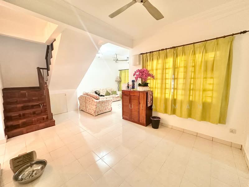 Bandar Baru Bangi untuk Untuk Dijual - RM 590,000, Apr 2026 - Living Room - PropertyGuru.com.my