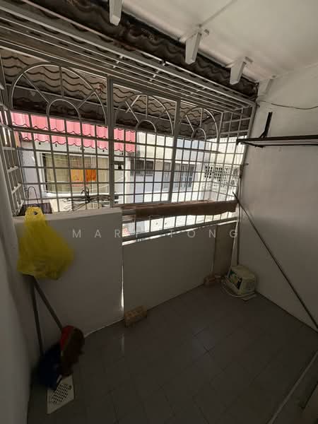 Taman Daya untuk Untuk Disewa - RM 750 /bulan, Mac 2026 - Balcony - PropertyGuru.com.my