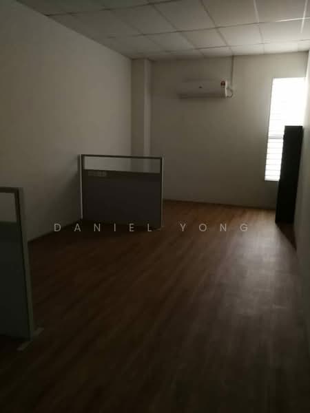 Shop for Sale in Tampoi (Johor) - Daniel Yong - Interior - PropertyGuru.com.my