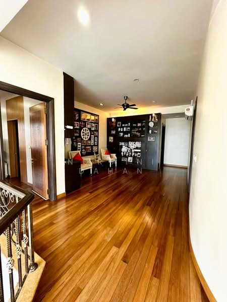 Rumah Banglo untuk Dijual di Petaling Jaya (Selangor) - Noraini Dahan - Living Room - PropertyGuru.com.my