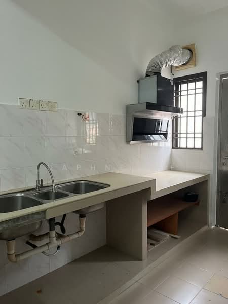 Terraced House for Sale in Johor Bahru (Johor) - Daphne Lee - Kitchen - PropertyGuru.com.my