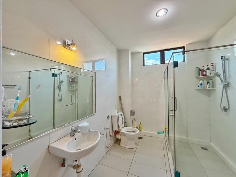 Semi-Detached House for Sale in Minden Heights (Gelugor) - Gary Goh - Bathroom - PropertyGuru.com.my