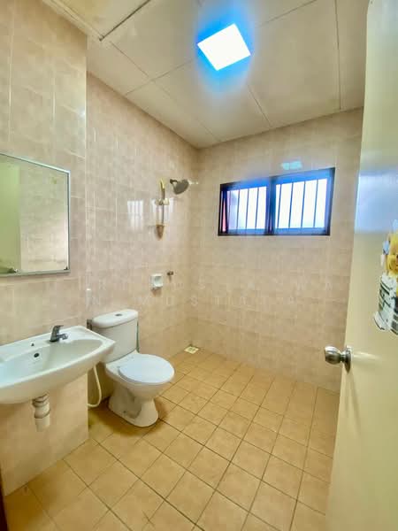 Precinct 16 untuk Untuk Dijual - RM 1,250,000, Apr 2026 - Bathroom - PropertyGuru.com.my