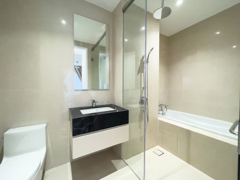 Pavilion Ceylon Hill untuk Untuk Disewa - RM 7,150 /bulan, Mac 2026 - Bathroom - PropertyGuru.com.my