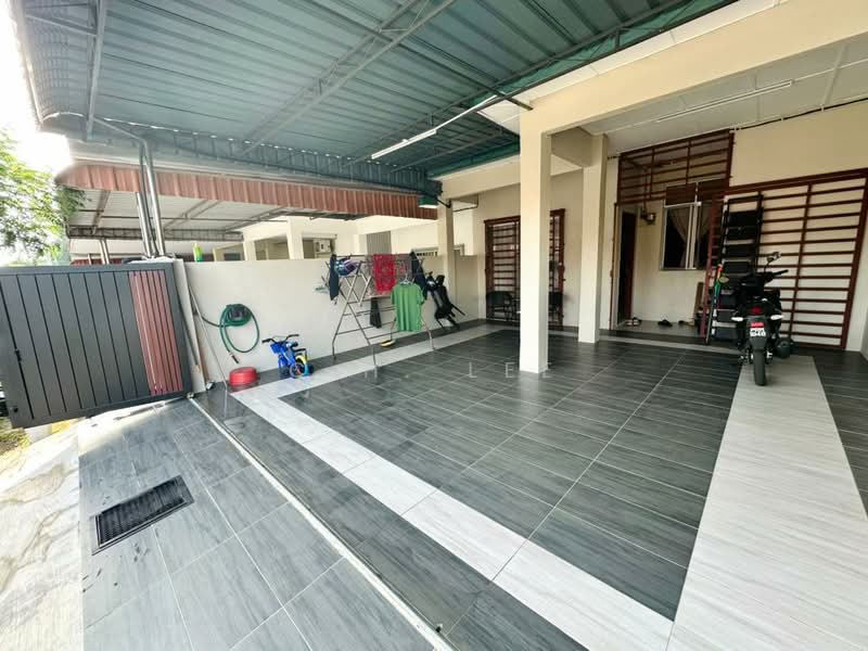 Bandar Puteri Jaya untuk Untuk Dijual - RM 250,000, Mac 2026 - Exterior - PropertyGuru.com.my
