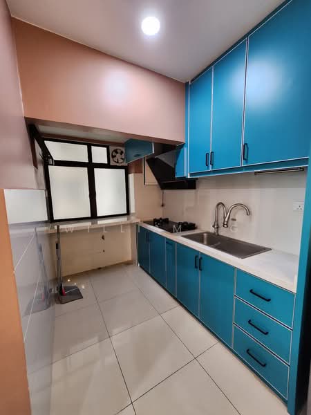 For Rent - One Maxim