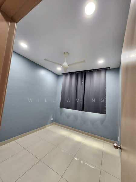 For Rent - One Maxim