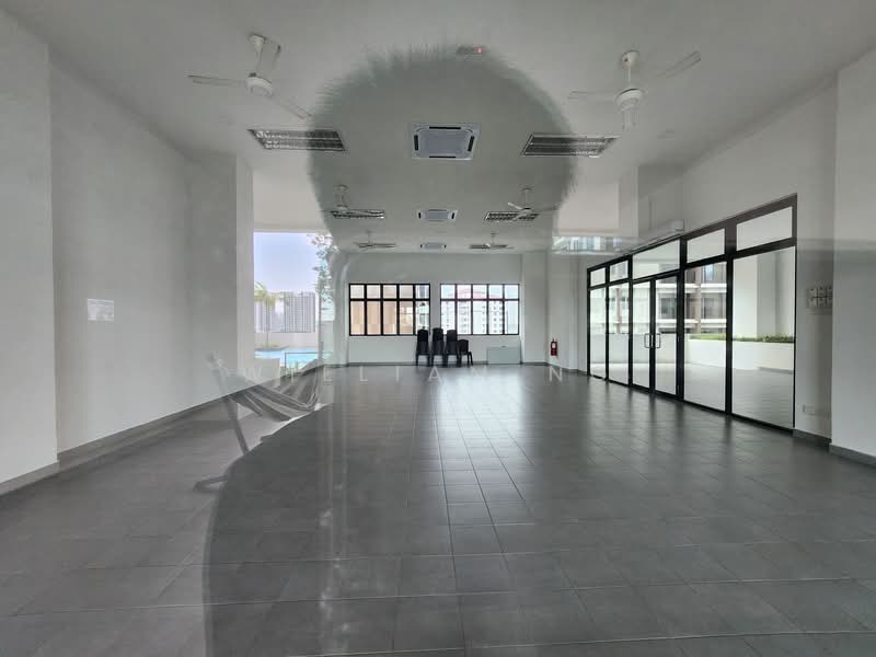 For Rent - One Maxim