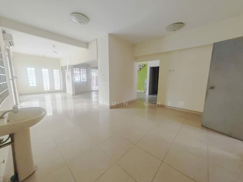 BANDAR PUCHONG JAYA untuk Untuk Dijual - RM 890,000, Apr 2026 - Living Room - PropertyGuru.com.my
