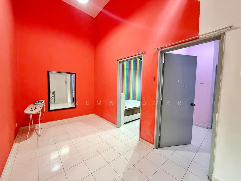 2-storey Terraced House for Sale in Saujana Utama (Selangor) - Hazeman Omar - Bedroom - PropertyGuru.com.my