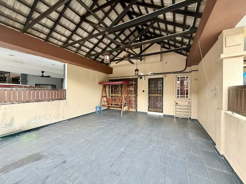 2-storey Terraced House for Sale in Saujana Utama (Selangor) - Hazeman Omar - Exterior - PropertyGuru.com.my