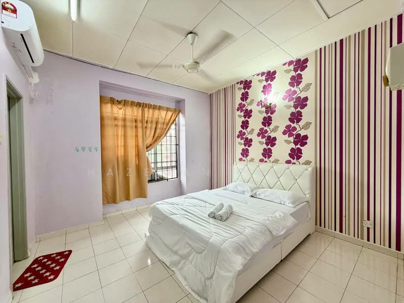 2-storey Terraced House for Sale in Saujana Utama (Selangor) - Hazeman Omar - Bedroom - PropertyGuru.com.my