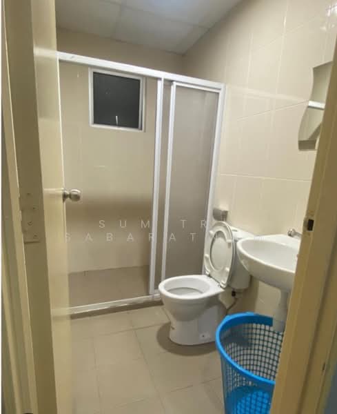 Service Residence for Sale at OUG Parklane - Sumitra Sabaratnam - Bathroom - PropertyGuru.com.my