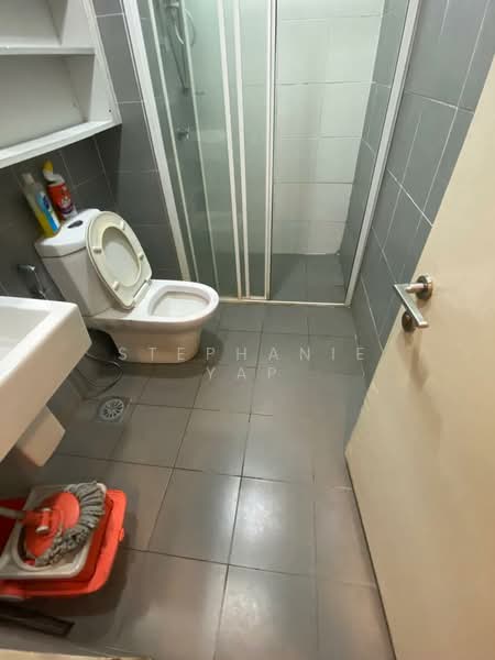 Garden Plaza untuk Untuk Disewa - RM 1,200 /bulan, Apr 2026 - Bathroom - PropertyGuru.com.my