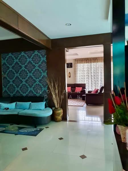 2.5-storey Terraced House for Sale in Ampang Jaya (Ampang) - Noraini Dahan - Living Room - PropertyGuru.com.my