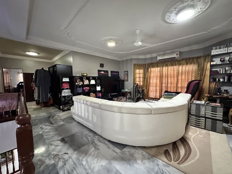 Rumah Banglo untuk Dijual di Kampung Datuk Keramat (Keramat) - Khairil Anwar Sirajudin - Living Room - PropertyGuru.com.my