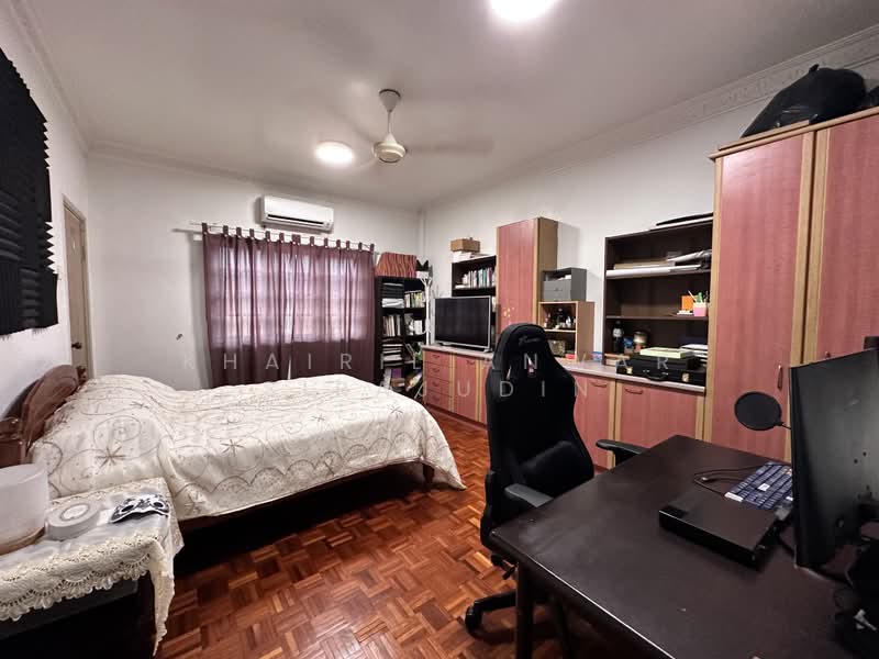 Rumah Banglo untuk Dijual di Kampung Datuk Keramat (Keramat) - Khairil Anwar Sirajudin - Bedroom - PropertyGuru.com.my