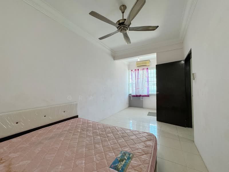 3-storey Terraced House for Sale in Kota Kinabalu (Sabah) - Grace Teo - PropertyGuru.com.my