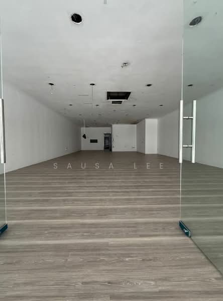 Shop for Rent in Taman Molek (Johor Bahru) - Sausa Lee - Interior - PropertyGuru.com.my