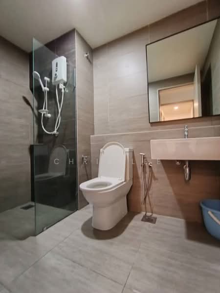 Service Residence for Rent at Maya Bay Residences @ Gamuda Cove - Chris Lee - Bathroom - PropertyGuru.com.my
