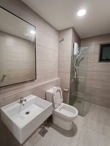 Service Residence for Rent at Maya Bay Residences @ Gamuda Cove - Chris Lee - Bathroom - PropertyGuru.com.my