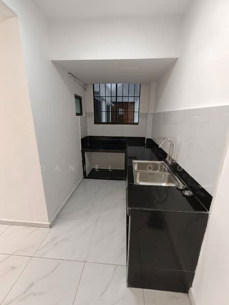 Rumah Pangsa Permas Jaya untuk Untuk Dijual - RM 238,000, Apr 2026 - Kitchen - PropertyGuru.com.my