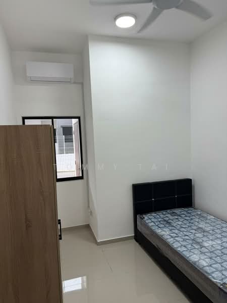 2-storey Terraced House for Sale in Gelang Patah (Johor) - Tommy Tai - Bedroom - PropertyGuru.com.my
