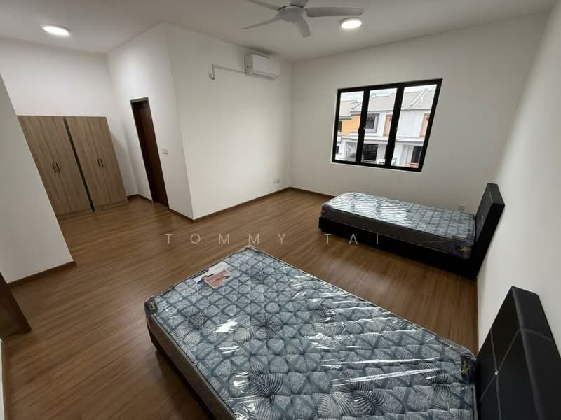 2-storey Terraced House for Sale in Gelang Patah (Johor) - Tommy Tai - Bedroom - PropertyGuru.com.my