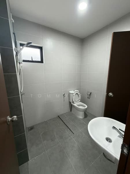 2-storey Terraced House for Sale in Gelang Patah (Johor) - Tommy Tai - Bathroom - PropertyGuru.com.my