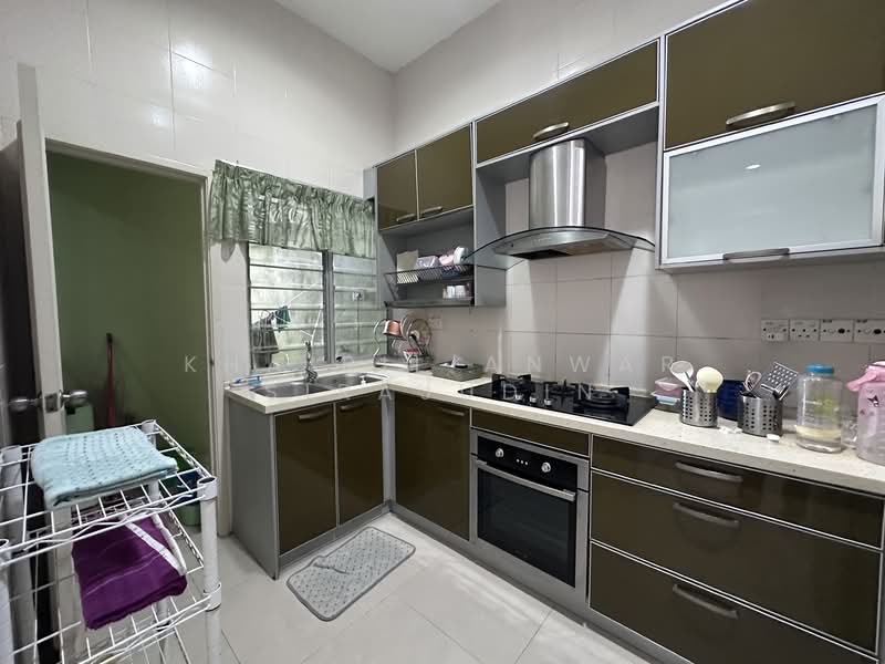 Service Residence for Sale at E-Tiara - Khairil Anwar Sirajudin - Kitchen - PropertyGuru.com.my