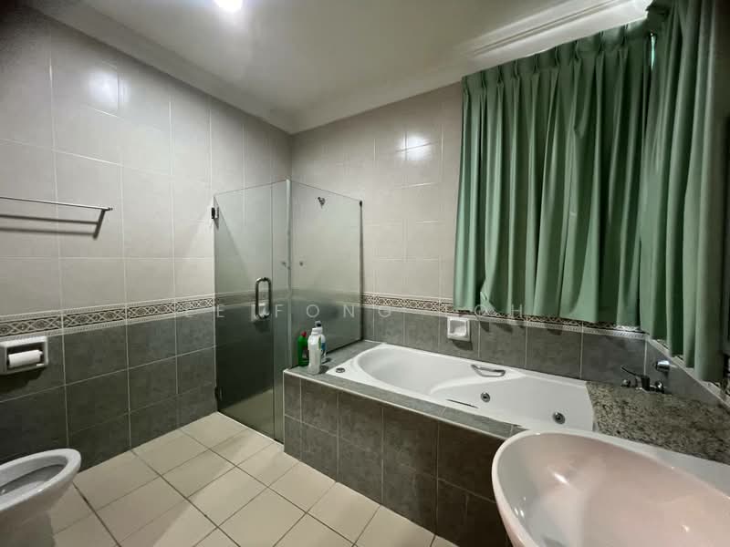 Semi-Detached House for Sale in Taman Sri Pulai Perdana (Skudai) - Ee Fong Toh - Bathroom - PropertyGuru.com.my