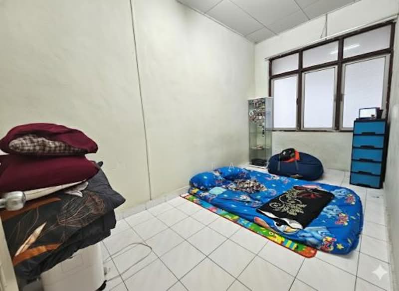 1-storey Terraced House for Sale in Taman Puteri Wangsa (Ulu Tiram) - Mohd Faez - Bedroom - PropertyGuru.com.my