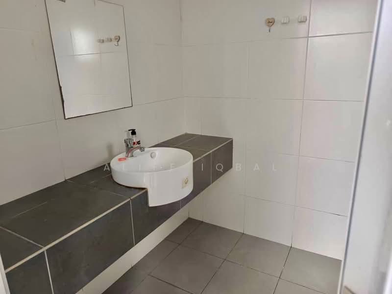 2-storey Terraced House for Sale in Semenyih (Selangor) - Aliff Iqbal - PropertyGuru.com.my