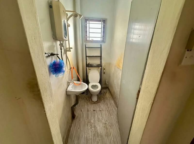 Taman Sri Permai untuk Untuk Dijual - RM 169,000, Apr 2026 - Bathroom - PropertyGuru.com.my