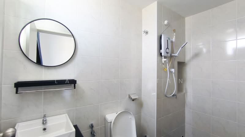 Townhouse for Rent in Bandar Cassia (Batu Kawan) - Lawrence Tan - Bathroom - PropertyGuru.com.my