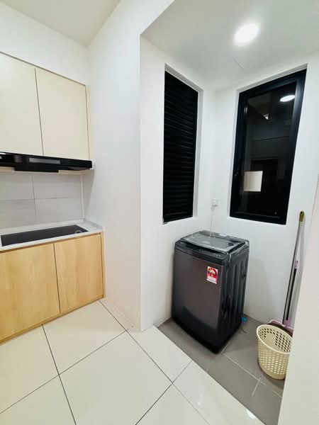 Vivo Executive Apartment untuk Untuk Disewa - RM 1,450 /bulan, Mac 2026 - Kitchen - PropertyGuru.com.my