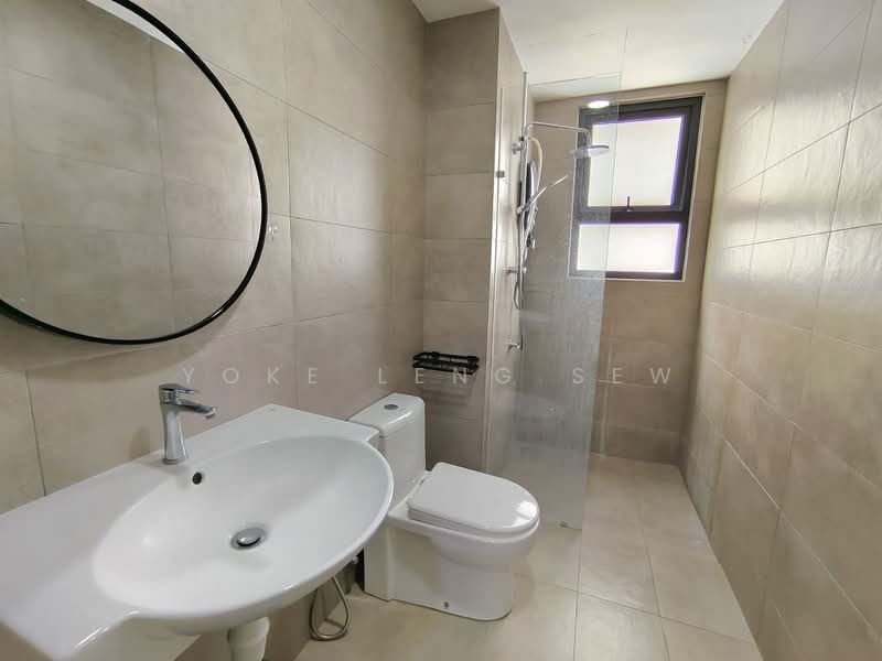 Savio @ Riana Dutamas untuk Untuk Disewa - RM 2,400 /bulan, Mac 2026 - Bathroom - PropertyGuru.com.my