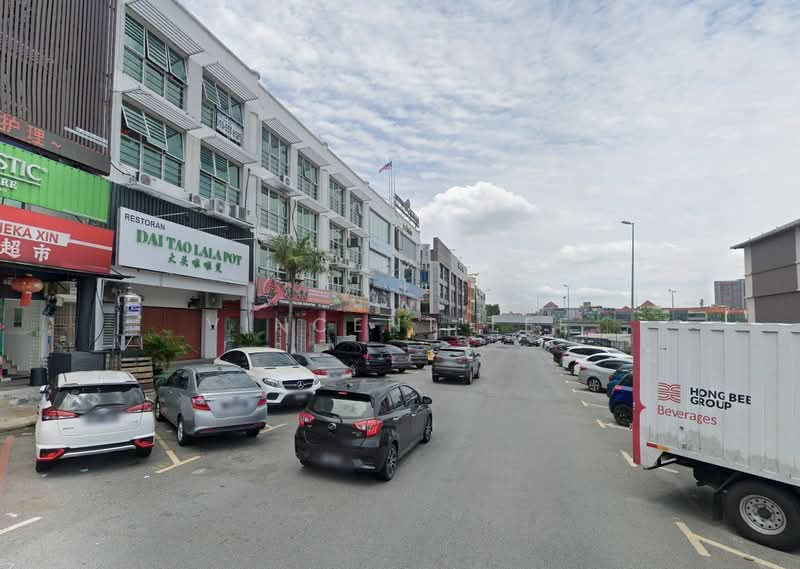 Shop for Rent in Bandar Puteri Puchong (Puchong) - Vincent Lee - Exterior - PropertyGuru.com.my