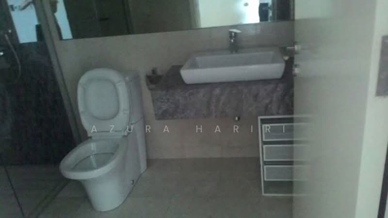 Service Residence for Sale at The Sentral Residences - Azura Hariri - Bathroom - PropertyGuru.com.my