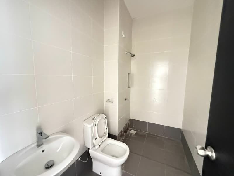 Cluster House for Sale in Iskandar Puteri (Nusajaya) (Johor) - Cherie Chan - Bathroom - PropertyGuru.com.my