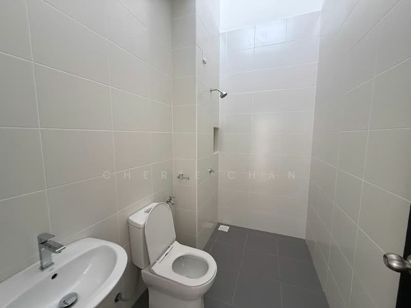 Cluster House for Sale in Iskandar Puteri (Nusajaya) (Johor) - Cherie Chan - Bathroom - PropertyGuru.com.my
