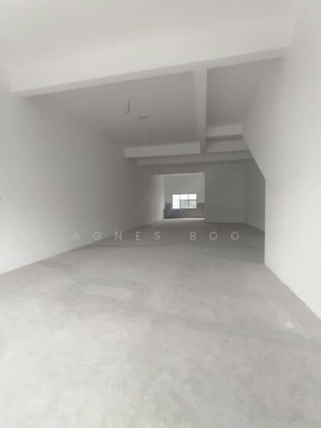 Shop / Office for Rent in Austin Crest (Johor Bahru) - Agnes Boo - Interior - PropertyGuru.com.my