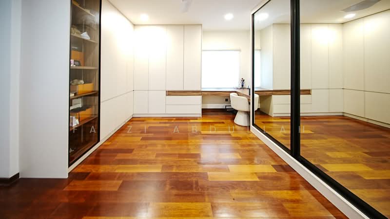 Bungalow for Sale in Bandar Sungai Long (Selangor) - Fauzi Abdullah - Study - PropertyGuru.com.my