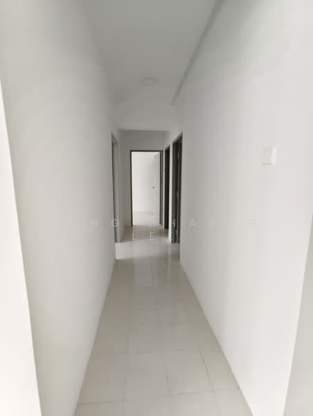 Flat for Rent at PANGSAPURI CENDERA 1 - Hong Charng Lee - Corridor - PropertyGuru.com.my