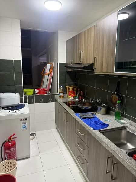 Service Residence for Rent at D'Inspire Residence (Inspira Bestari) - Tommy Lim - Kitchen - PropertyGuru.com.my