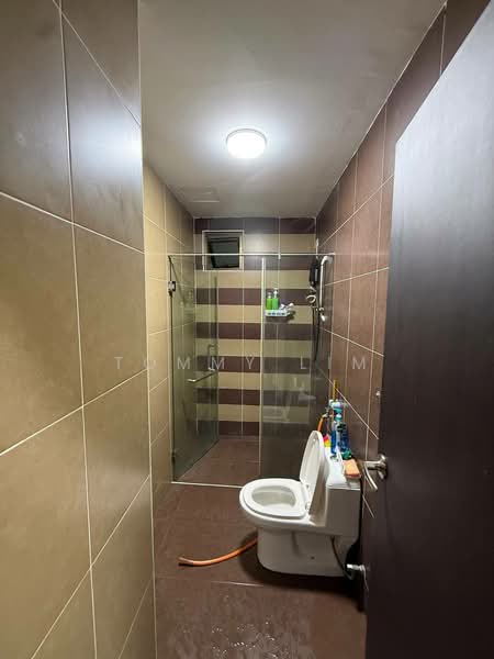 Service Residence for Rent at D'Inspire Residence (Inspira Bestari) - Tommy Lim - Bathroom - PropertyGuru.com.my